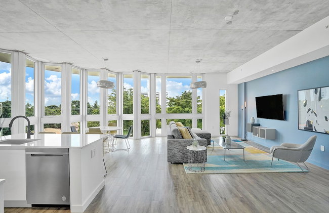 Design District Suites - Photo 75