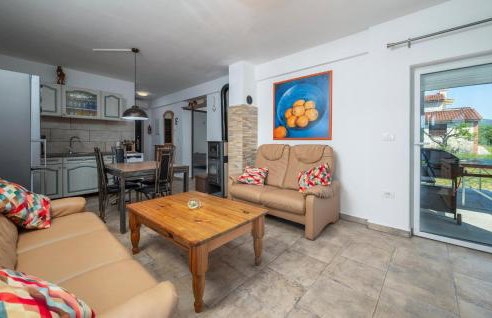 Gorgeous Home In Koromacno With Wifi - Foto 18