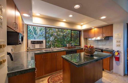 Jasmine Suite on Lush farm in Haiku, Maui jungle - Photo 4