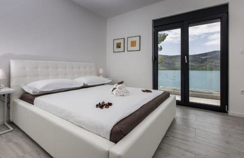 Villa Regina with heated pool and sea view - Photo 44