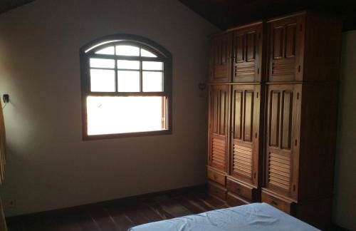 Casa ampla com piscina e confortável - Foto 8