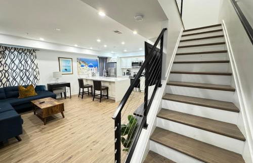 Beautiful Cozy Home in DC with Easy Parking - Photo 12