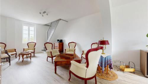 4 Bedroom Gorgeous Home In Jarnac - Foto 4