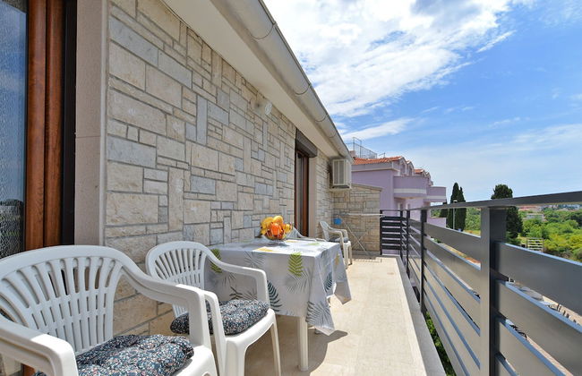 Apartment 1376 - Photo 25