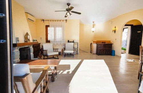 Cozy Rustic Spanish House - Foto 14