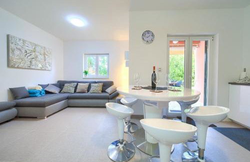 Apolina Malinska - Foto 12