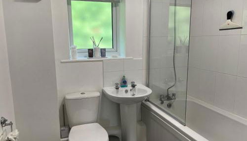 The Aldridge 2 Bedroom Apartment with FREE Parking - Foto 5