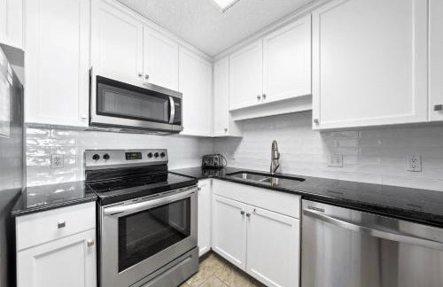 Phoenix V Vacation Rental Condominiums - Photo 14