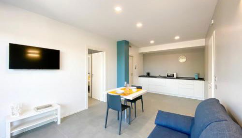 Martina Palace Apartments - Photo 4