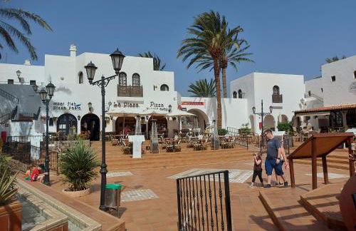 Private Sunny Terrace Studio - Secure Bike or Board Lockup - Foto 23