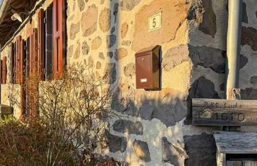 Le refuge de la vallée - 4 à 6 pers - proche de Salers - Foto 9