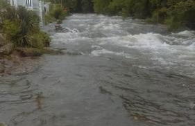 Stunning 3 Bed Riverside Cabin in Snowdonia - Photo 46