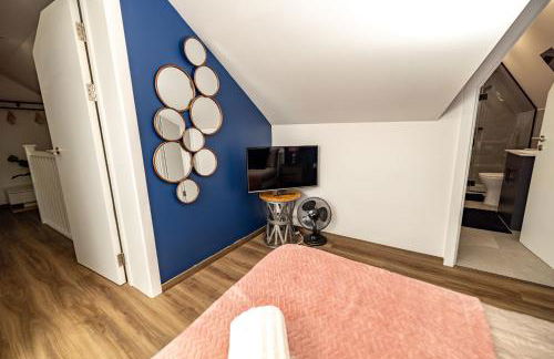 Modern 2-Bed Apartment - Near Train and Town - Parking Available - Foto 39