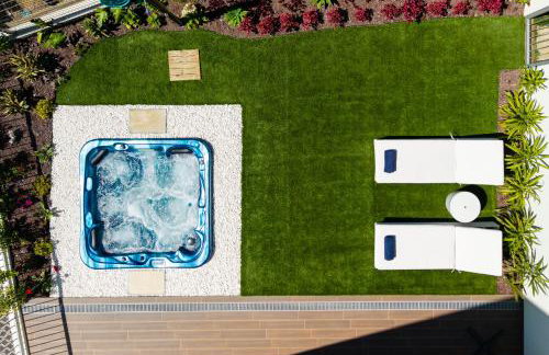 Star Lit Jacuzzi Apartment - Foto 31
