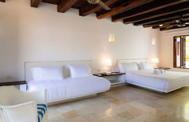 w Vibrant House 5BR w Pool n AC in Cartagena - Photo 31