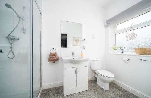 Large Modern Detached House - Foto 13