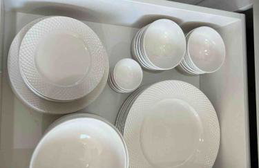 Cheerful house with EV, Parking & backyard - Foto 47