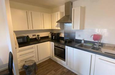 Cosy room near all amenities with free parking and WiFi - Photo 11