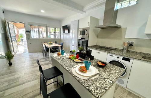 GATU Villa Serena piscina privada mayores de 25 años y familias - Foto 24