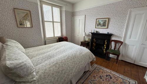 Tenby Victorian Villa with parking, pets allowed - Foto 5