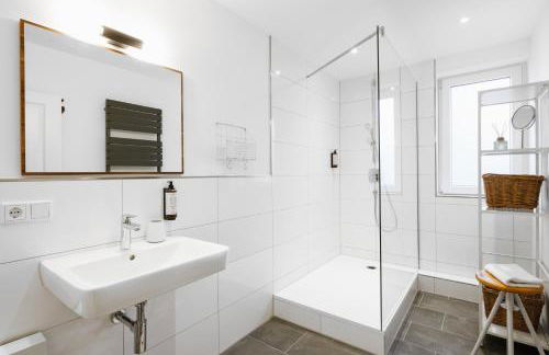 LEVEL22 charmanter zentraler Altbau - Foto 4