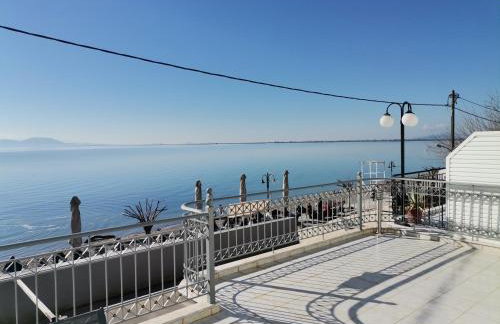 Διαμέρισμα Παραλία Μενιδίου - Foto 6