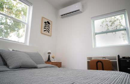 Stylish Studio Near Wynwood & Design District - Photo 19