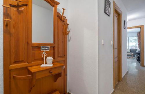 Amplio piso con 4 habitaciones para disfrutar de Málaga con parking gratuito - Photo 53