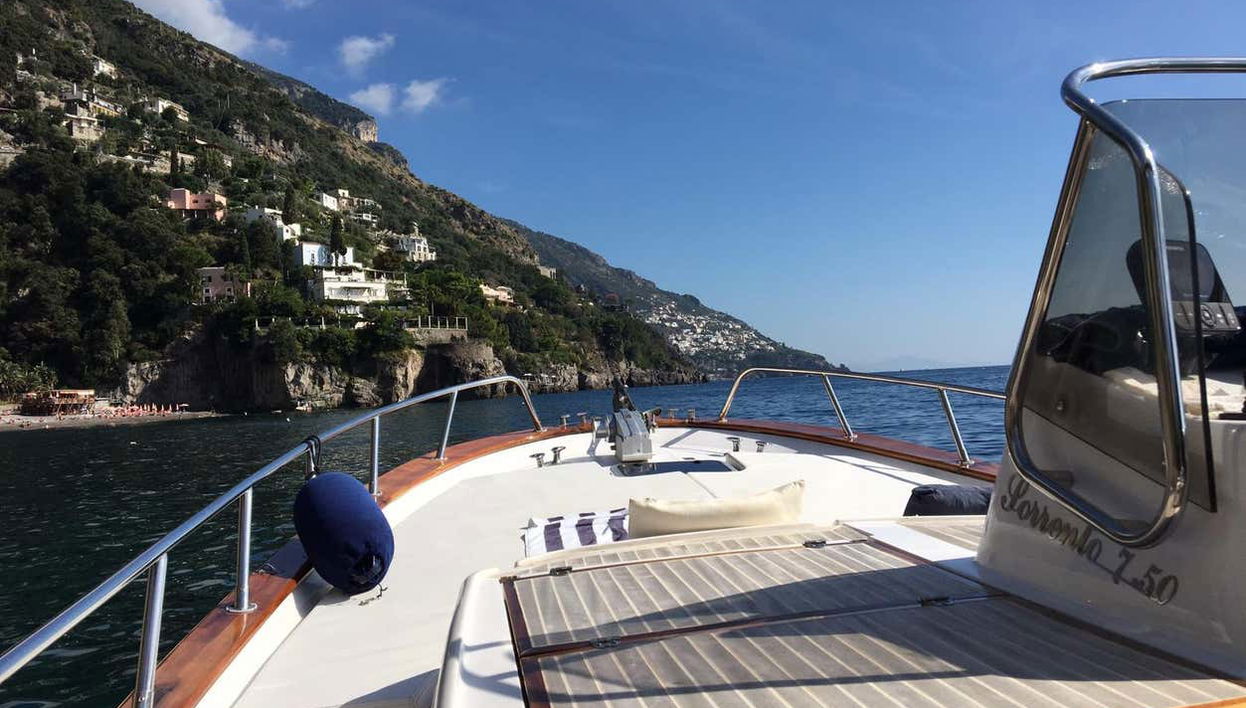 Navigando sul Mar Tirreno