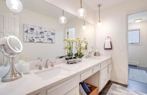 Mid-Century Mod - 7 BR Sleeps 22 - Hot Tub & Game Room - Foto 34