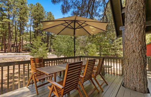 Stylish Cozy Cabin Retreat in Munds Park - Foto 5