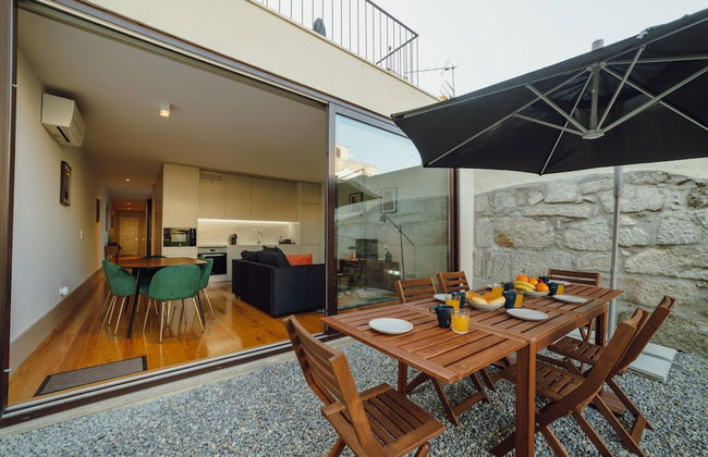 Legacy Oporto Premium Apartment B by Vacationy - Photo 1