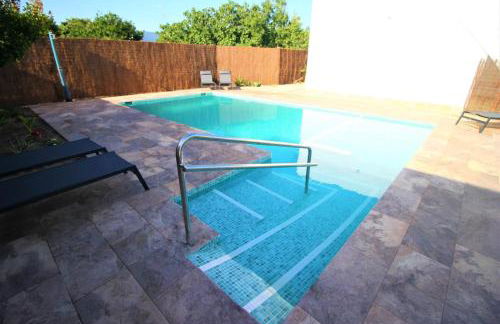 Ishel Trafalgar - Foto 42