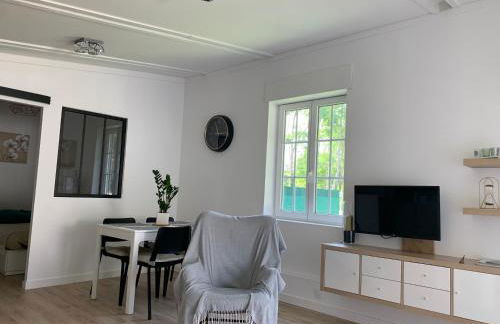 joli logement indépendant - Foto 7