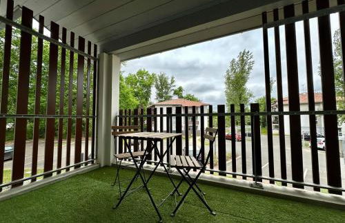 L'Émeraude - Proche Hôpital - Parking - Clim - Fibre - Terrasse - Foto 14