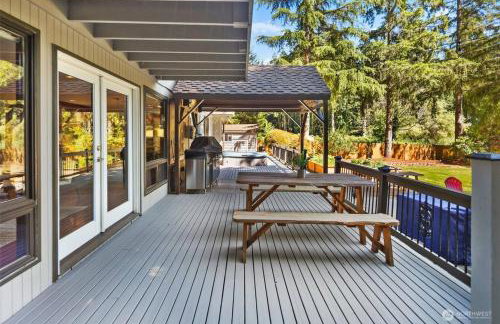 Cozy & Rustic Lakefront Escape for Families - Foto 12