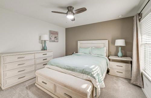 Ave Maria Golf Retreat with Resort Perks and Balcony - Photo 17