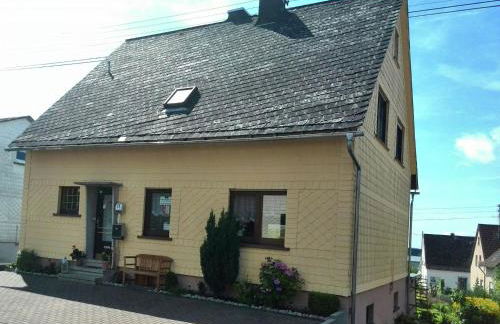 Cozy Apartment with Private Garden in Nisterau - Foto 9