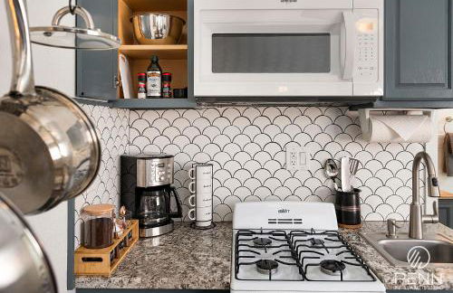 The Red Door Guesthouse - Cozy, Central and Quiet - Foto 16