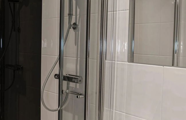 Student Only Eclipse - Foto 10