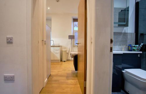 2 bedroom, newly-renovated, comfortable town centre apartment! - Foto 9