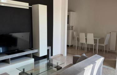 Modern 1st floor apartment with balcony - Casa Berto - Foto 6