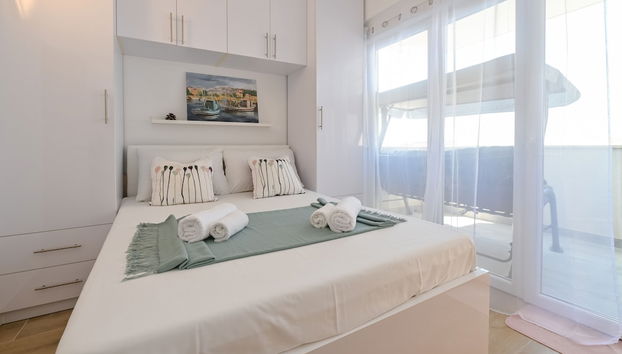 Apartment Luka With a Private Pool - Foto 5, Habitación