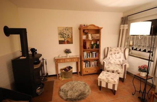 ostfriesisches Bauernhaus mit HotPo zur Erholung - Photo 15