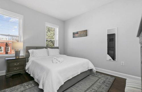 Capitol Hill Stay Like No Other - Photo 61