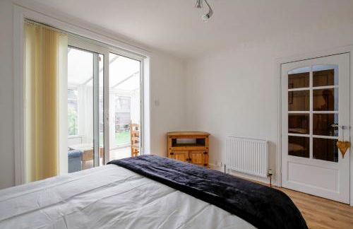 5-bedroom home in trendy Dibsbury area Manchester with parking - Foto 38