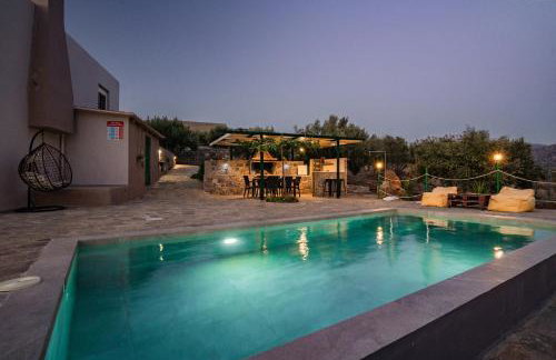 Villa Aktis with Freshwater Pool and Sea View - Photo 3