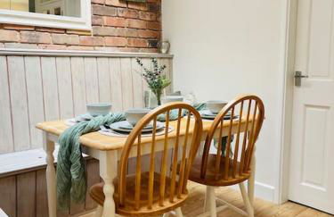 Picturesque Victorian Cottage - Foto 18