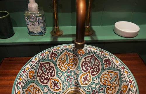 The Moorings - Just a few metres from the sea! - Photo 16