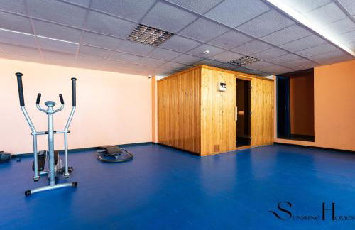 Elegant 2 Bed 2 Bath Apartment, Pool, Views, Parking - Foto 24